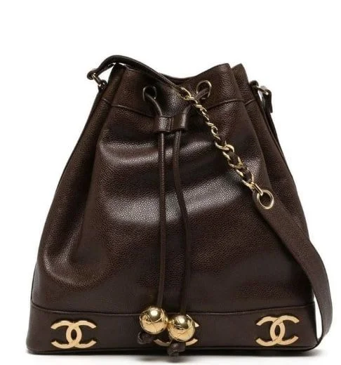 This is a Chanel Pre-owned 1990s Triple...
